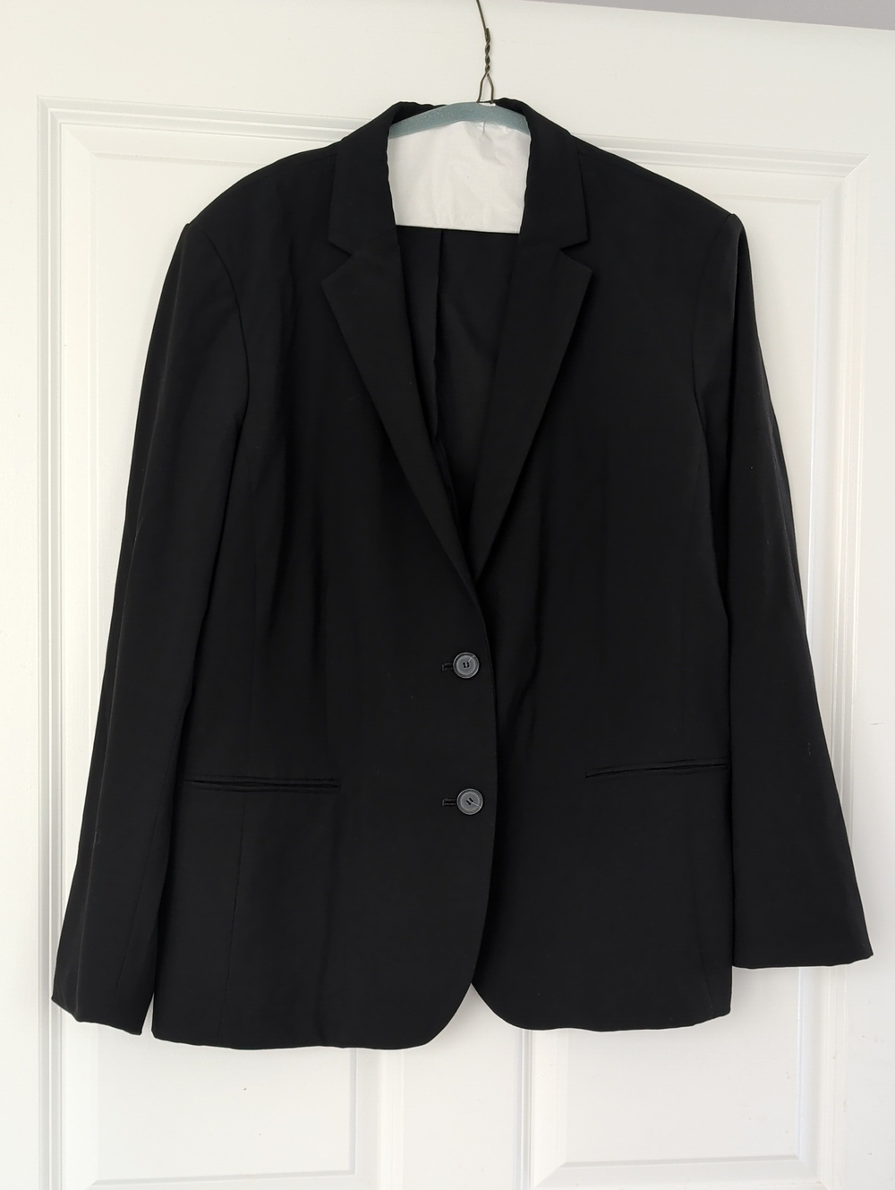 Ann Taylor Black Women's Classic Two-Button Blazer
